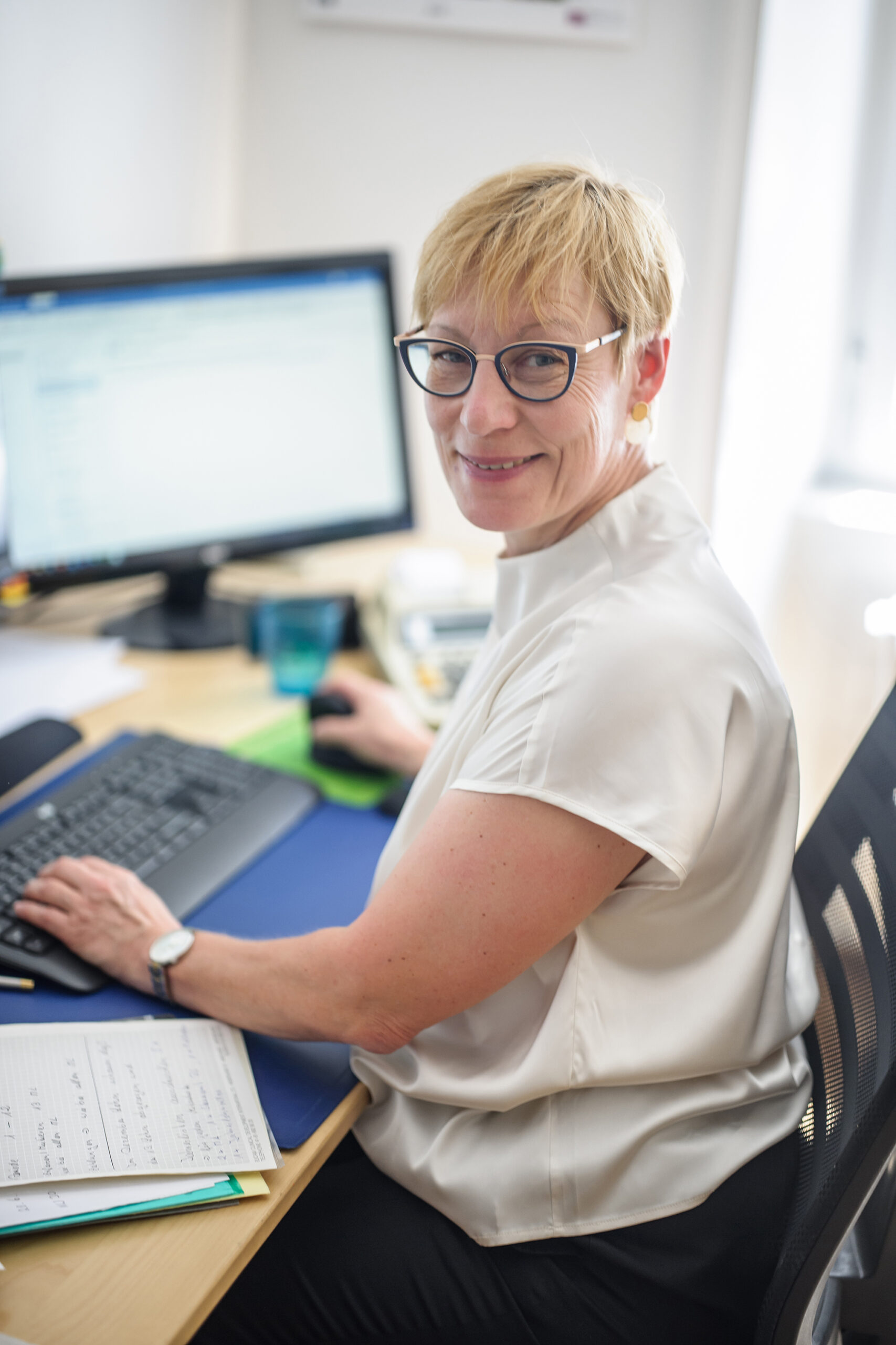 Silvia Oser (Sekretärin)